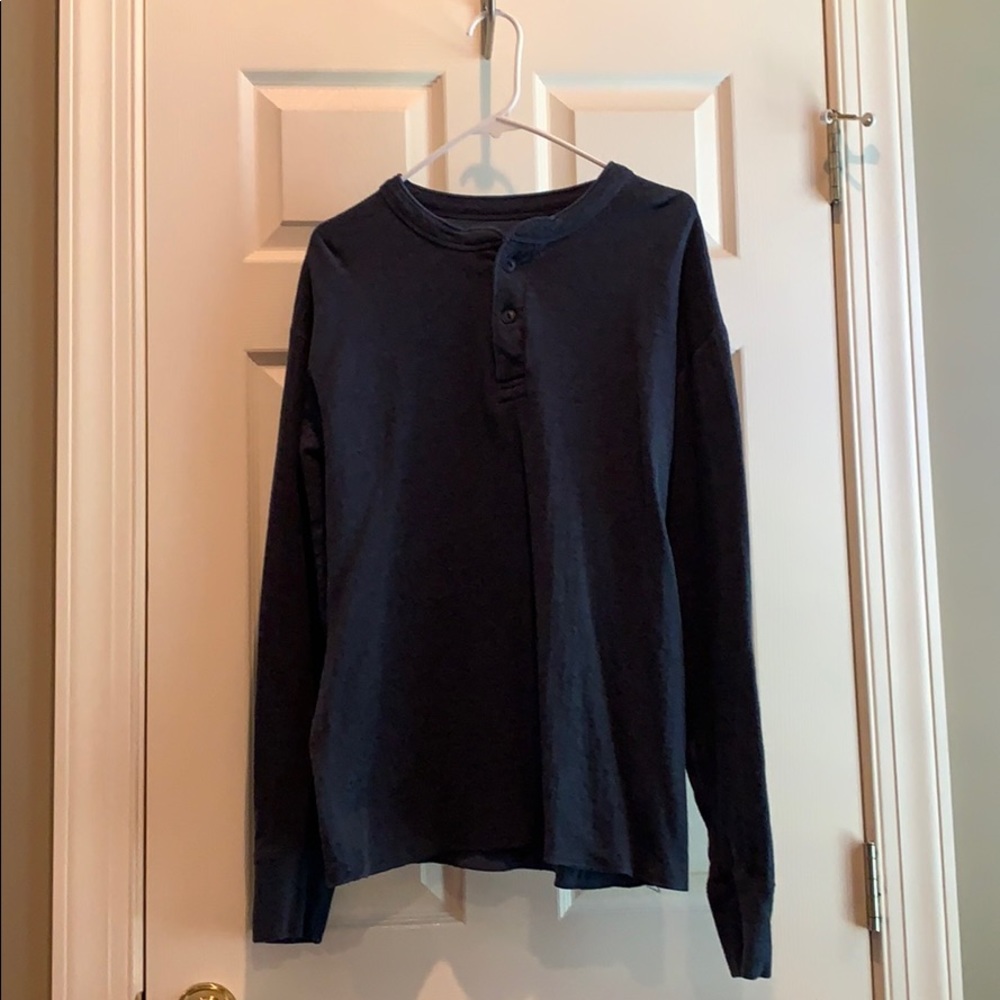 Men’s L.L. Bean Navy Henley Long Sleeve Shirt L
